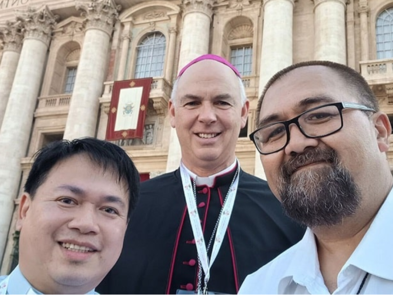 Synod trio